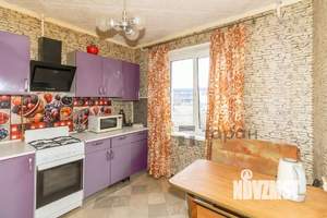 2-к квартира, вторичка, 50м2, 1/10 этаж