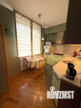 2-к квартира, вторичка, 70м2, 3/5 этаж