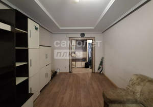 3-к квартира, вторичка, 68м2, 1/10 этаж