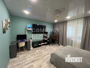 2-к квартира, вторичка, 52м2, 1/9 этаж