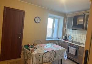 4-к квартира, вторичка, 122м2, 9/9 этаж