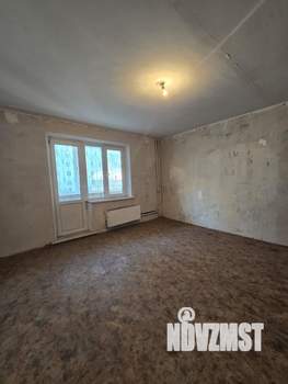 2-к квартира, вторичка, 57м2, 1/10 этаж