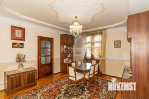 4-к квартира, вторичка, 103м2, 4/5 этаж
