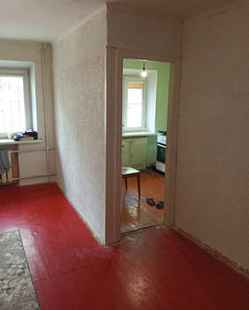 2-к квартира, вторичка, 44м2, 1/4 этаж