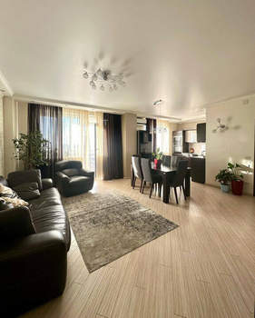 3-к квартира, вторичка, 124м2, 12/16 этаж