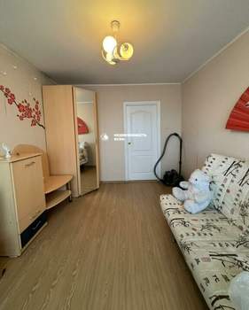 4-к квартира, вторичка, 87м2, 9/9 этаж