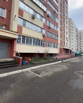 2-к квартира, вторичка, 79м2, 1/10 этаж