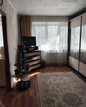 2-к квартира, вторичка, 43м2, 1/5 этаж