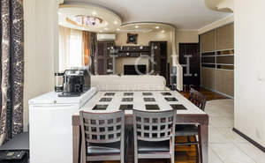 2-к квартира, вторичка, 60м2, 6/10 этаж