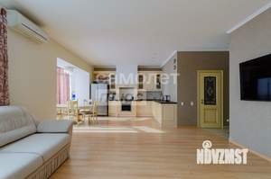 2-к квартира, вторичка, 102м2, 3/5 этаж