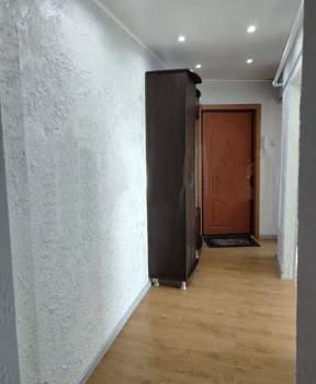 3-к квартира, вторичка, 67м2, 9/9 этаж