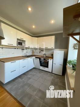 4-к квартира, вторичка, 114м2, 3/5 этаж