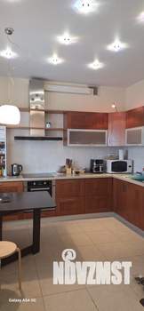 3-к квартира, вторичка, 984м2, 7/16 этаж