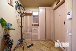 4-к квартира, вторичка, 136м2, 10/16 этаж