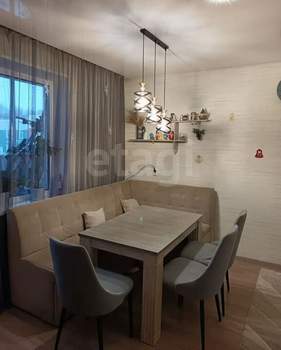 2-к квартира, вторичка, 68м2, 2/10 этаж