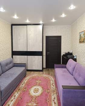 2-к квартира, вторичка, 62м2, 1/7 этаж