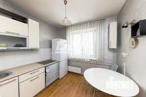 2-к квартира, вторичка, 57м2, 10/10 этаж