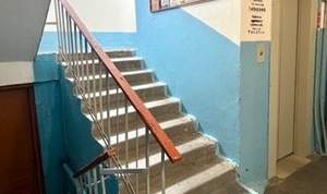 2-к квартира, вторичка, 53м2, 1/9 этаж