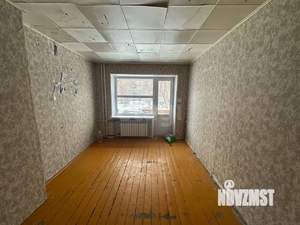 3-к квартира, вторичка, 58м2, 2/5 этаж