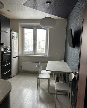 2-к квартира, вторичка, 57м2, 10/10 этаж