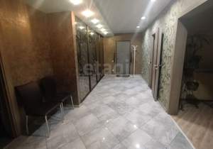 4-к квартира, вторичка, 121м2, 9/10 этаж