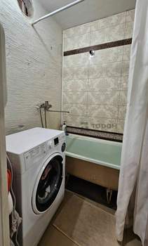 3-к квартира, вторичка, 65м2, 2/10 этаж