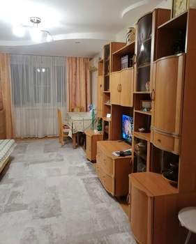 4-к квартира, вторичка, 72м2, 5/5 этаж