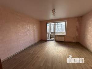 2-к квартира, вторичка, 56м2, 1/10 этаж