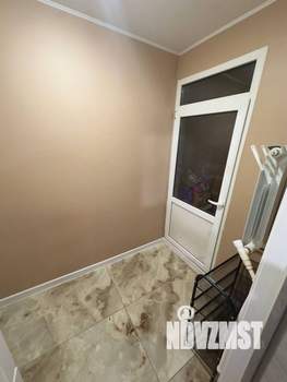 2-к квартира, вторичка, 55м2, 1/1 этаж