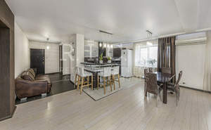 3-к квартира, вторичка, 140м2, 11/14 этаж