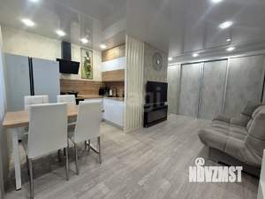 2-к квартира, вторичка, 56м2, 1/10 этаж