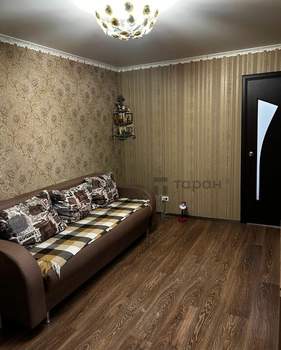 2-к квартира, вторичка, 43м2, 1/5 этаж