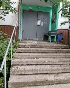 3-к квартира, вторичка, 63м2, 5/5 этаж