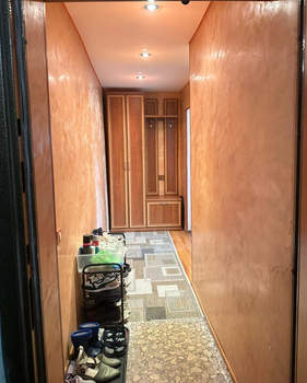 3-к квартира, вторичка, 57м2, 9/9 этаж