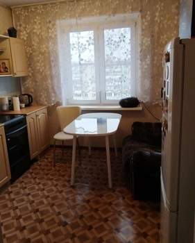 2-к квартира, вторичка, 50м2, 9/9 этаж