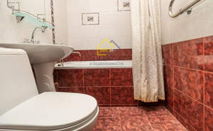 2-к квартира, вторичка, 42м2, 3/5 этаж