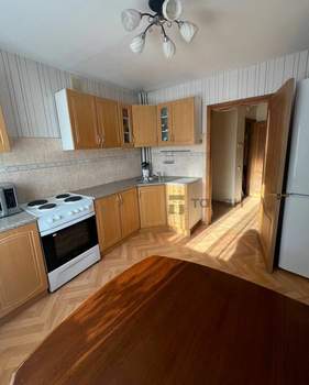 2-к квартира, вторичка, 60м2, 4/5 этаж
