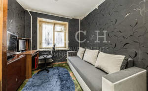2-к квартира, вторичка, 40м2, 1/9 этаж