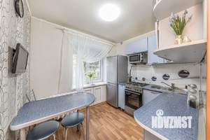 2-к квартира, вторичка, 41м2, 1/5 этаж