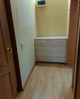 2-к квартира, вторичка, 58м2, 10/10 этаж