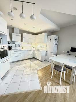 3-к квартира, вторичка, 95м2, 13/26 этаж