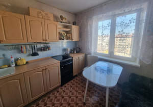 2-к квартира, вторичка, 50м2, 9/9 этаж