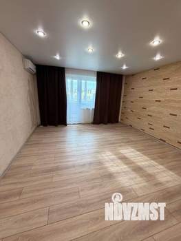 2-к квартира, вторичка, 61м2, 8/10 этаж