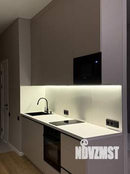 Студия квартира, вторичка, 32м2, 3/26 этаж