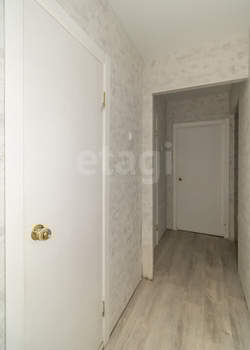 3-к квартира, вторичка, 56м2, 9/10 этаж