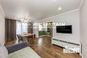 4-к квартира, вторичка, 130м2, 8/10 этаж