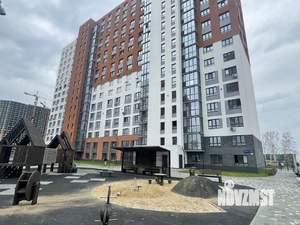 2-к квартира, вторичка, 69м2, 10/17 этаж