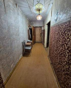 2-к квартира, вторичка, 52м2, 1/10 этаж