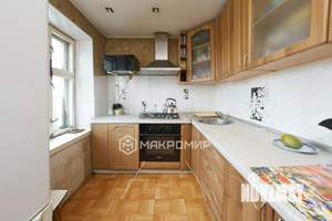 3-к квартира, вторичка, 54м2, 5/5 этаж