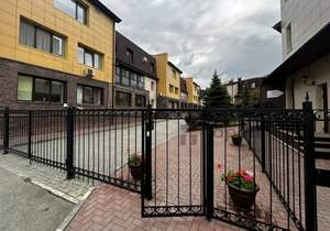 3-к квартира, вторичка, 116м2, 2/3 этаж